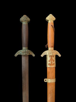 Yazi Tiger Longquan Cutting Jian by LK Chen