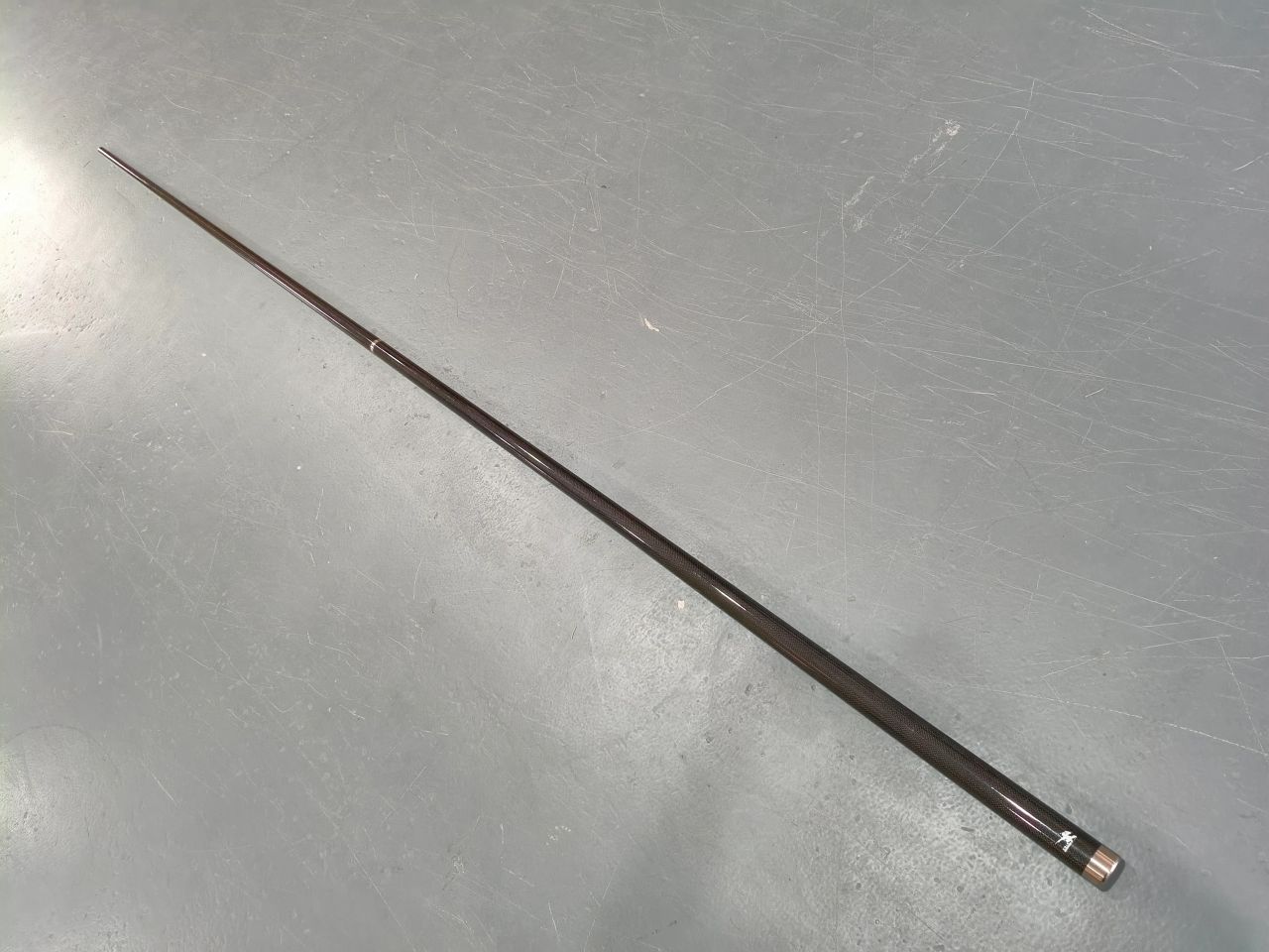 Carbon-Fiberglass pole — Realizzato da LK Chen