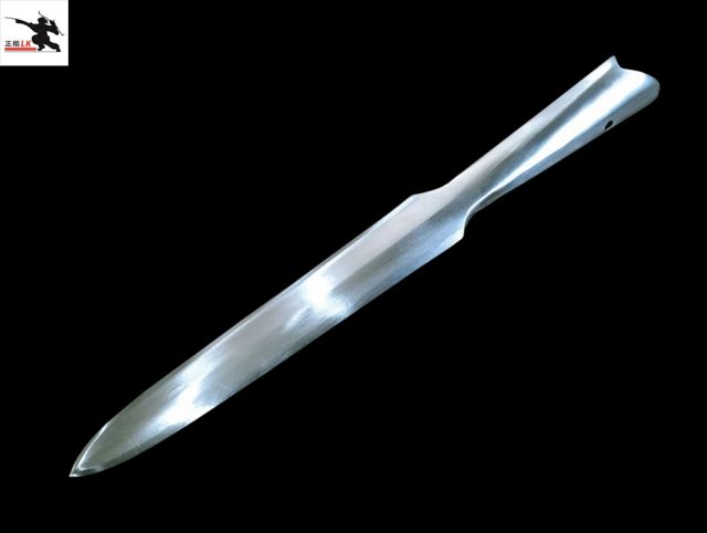 Cavalry Swallow Tail Spear — Realizzato da LK Chen